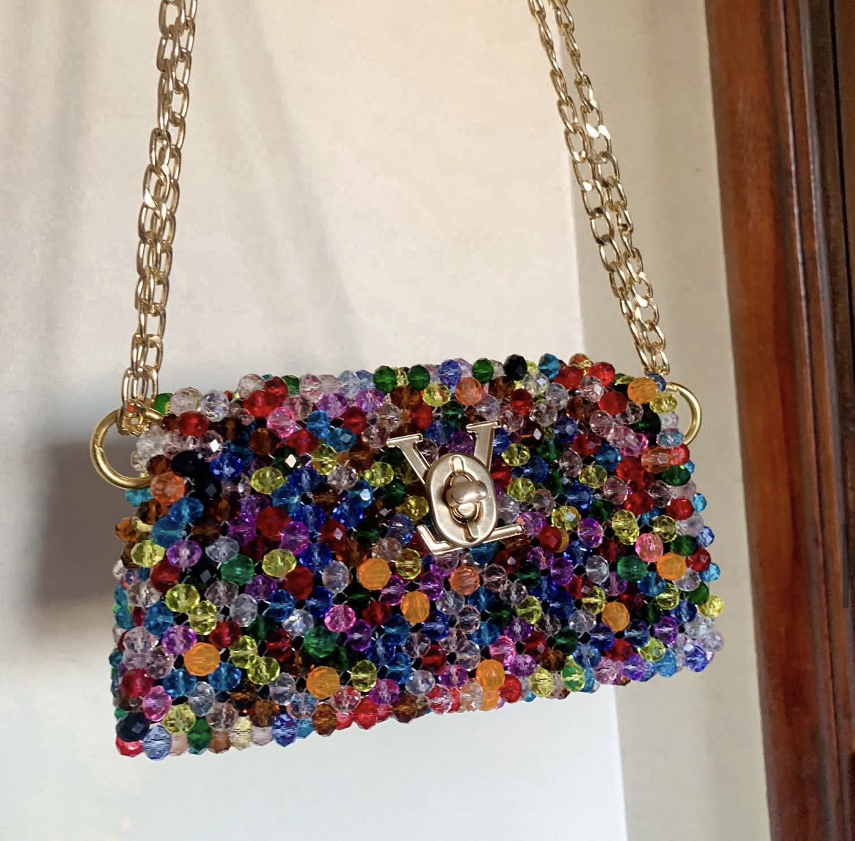 شنطة كريستال ازاز متبطنة